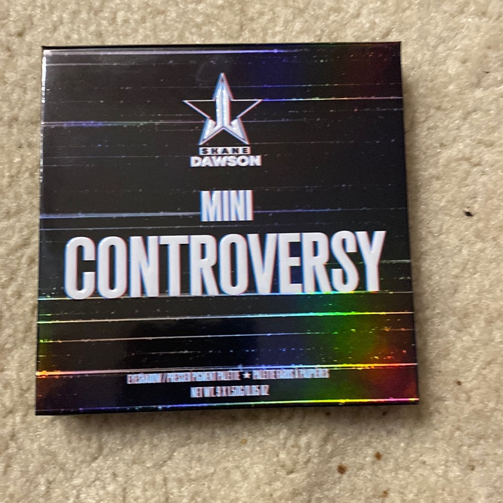 Mini controversy pallet
